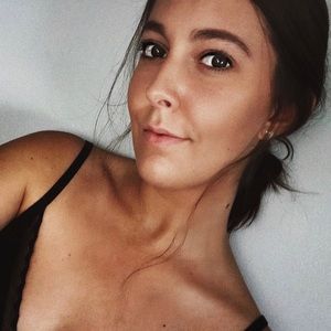 Meet your Posher, Kaitlyn